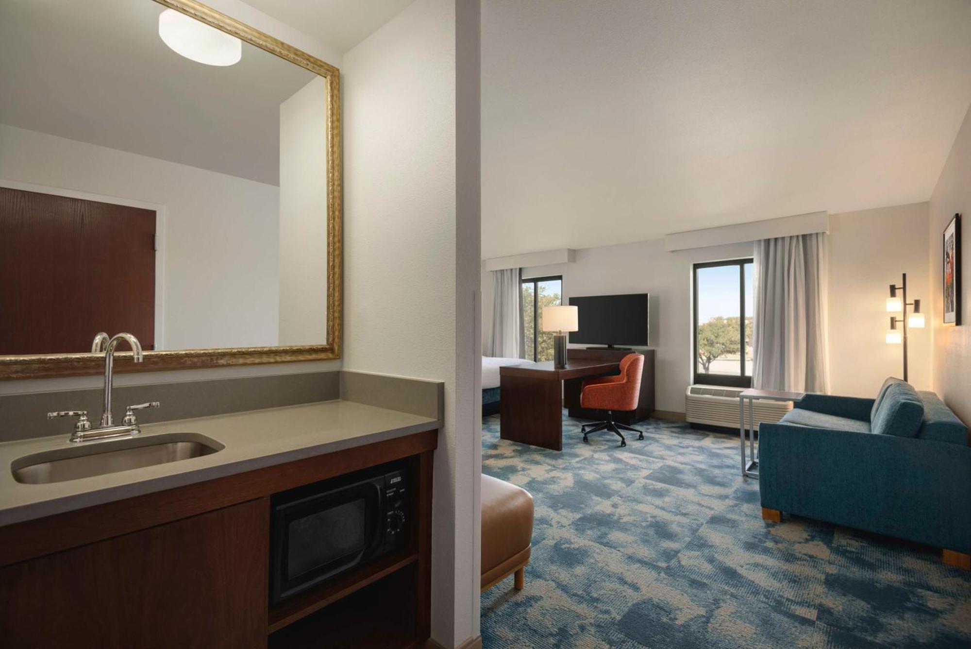 Hampton Inn & Suites San Marcos Exteriör bild