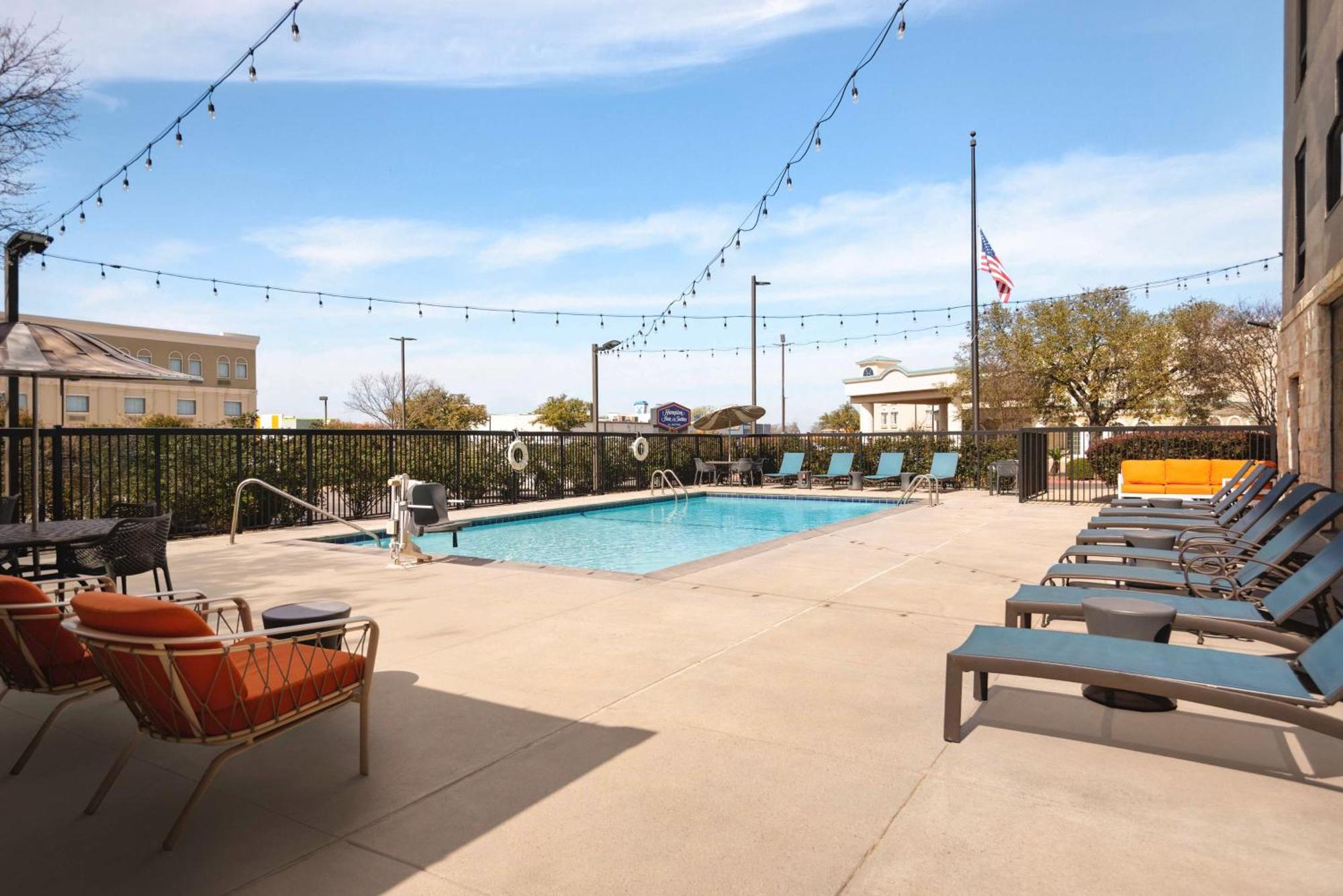 Hampton Inn & Suites San Marcos Exteriör bild