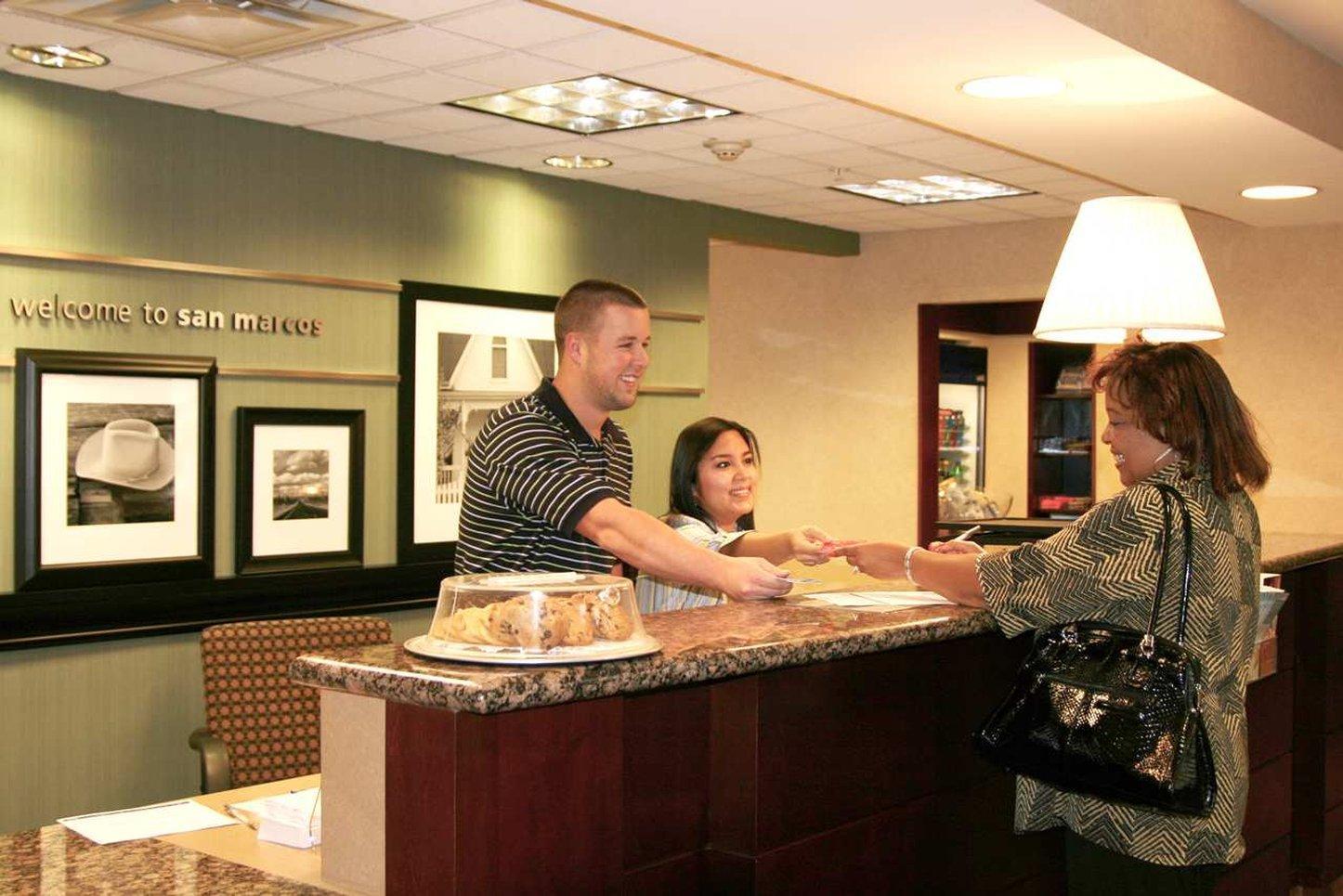 Hampton Inn & Suites San Marcos Exteriör bild
